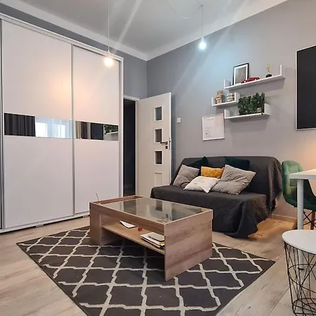 Апартаменти Apartament Kruka - Srodmiescie 1